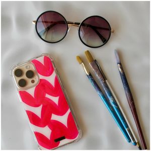 Funda Para iPhone 16 Pro Max En Transparente Hearts